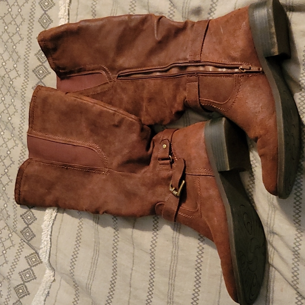Size 8 Brown Wide Calf Boots